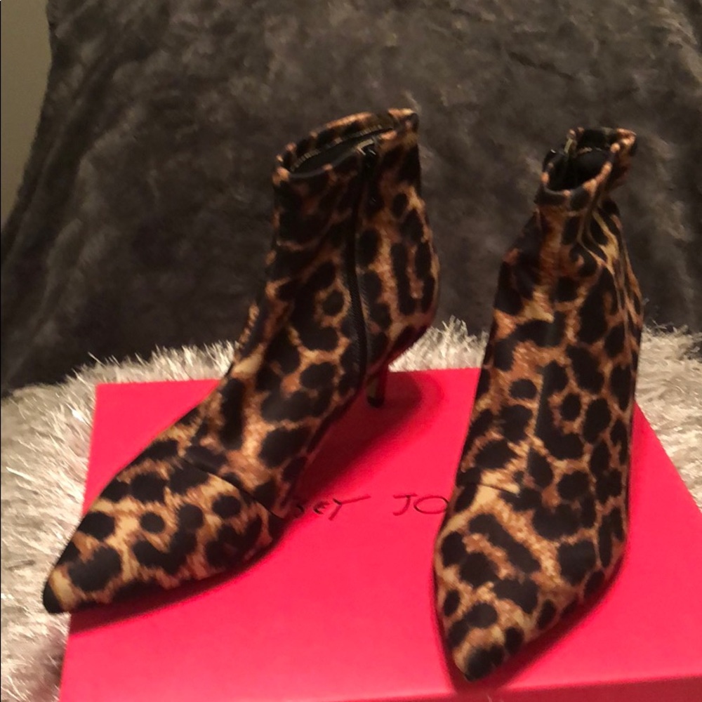 Betsey Johnson Verona Leopard Ankle Boot